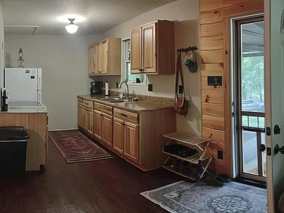 Cameron'S Cottage At The Lake Tallassee المظهر الخارجي الصورة